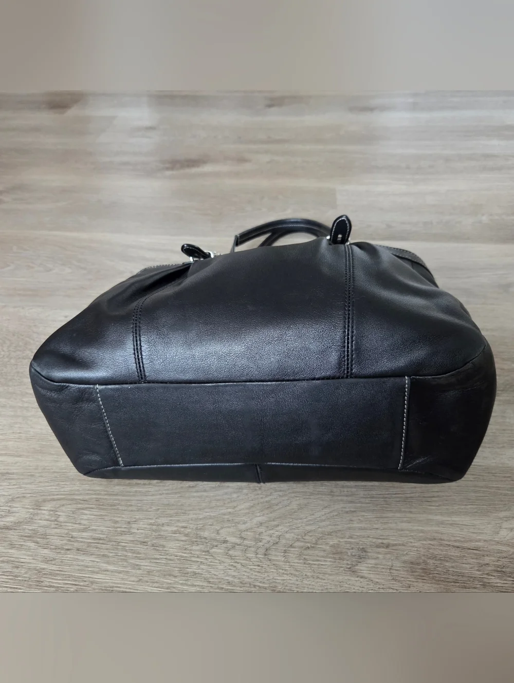 Y2K Coach Gallery East West Tote F15147 Black Leather Multi Pocket Work Bag.